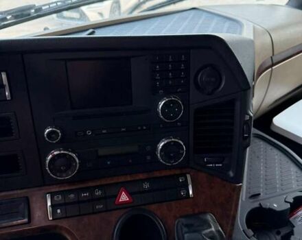 Зелений Мерседес Актрос, об'ємом двигуна 0 л та пробігом 747 тис. км за 22148 $, фото 8 на Automoto.ua