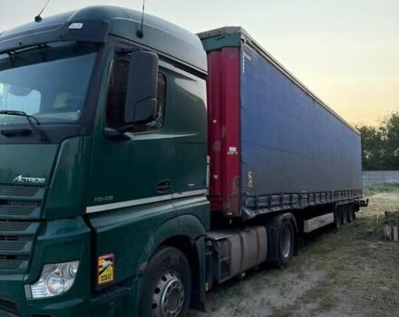 Зелений Мерседес Актрос, об'ємом двигуна 0 л та пробігом 747 тис. км за 22148 $, фото 7 на Automoto.ua