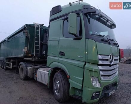 Зелений Мерседес Актрос, об'ємом двигуна 12.81 л та пробігом 662 тис. км за 34900 $, фото 2 на Automoto.ua