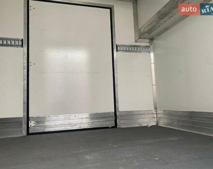 Белый Мерседес Antos, объемом двигателя 7.7 л и пробегом 343 тыс. км за 98728 $, фото 6 на Automoto.ua