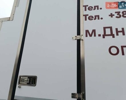 Белый Мерседес Antos, объемом двигателя 7.7 л и пробегом 343 тыс. км за 98728 $, фото 3 на Automoto.ua