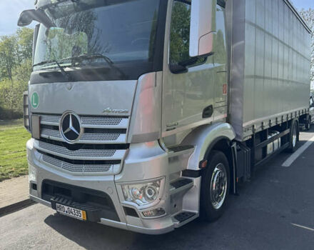Сірий Мерседес Antos, об'ємом двигуна 0 л та пробігом 326 тис. км за 53500 $, фото 4 на Automoto.ua