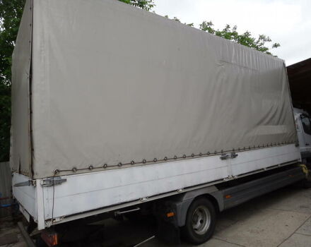 Белый Мерседес Атего, объемом двигателя 4.3 л и пробегом 300 тыс. км за 15900 $, фото 7 на Automoto.ua