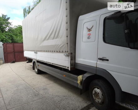 Белый Мерседес Атего, объемом двигателя 4.3 л и пробегом 300 тыс. км за 15900 $, фото 8 на Automoto.ua