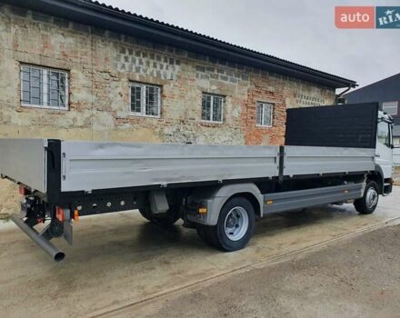 Белый Мерседес Атего, объемом двигателя 4.3 л и пробегом 481 тыс. км за 26500 $, фото 1 на Automoto.ua