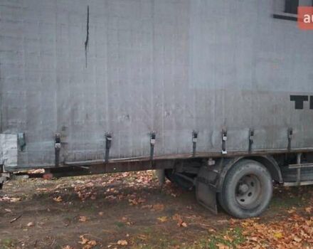 Белый Мерседес Атего, объемом двигателя 6 л и пробегом 150 тыс. км за 6500 $, фото 2 на Automoto.ua