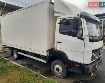 Білий Мерседес Атего, об'ємом двигуна 4.2 л та пробігом 7 тис. км за 8000 $, фото 12 на Automoto.ua