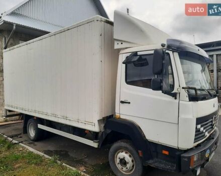 Білий Мерседес Атего, об'ємом двигуна 4.2 л та пробігом 7 тис. км за 8000 $, фото 11 на Automoto.ua