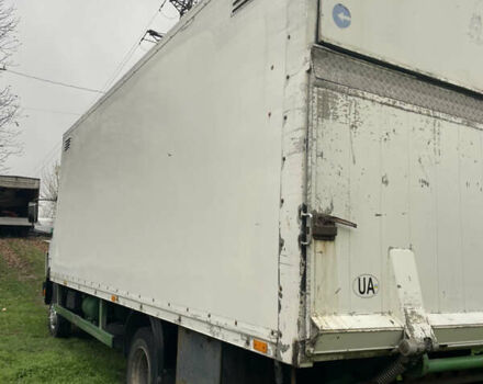 Белый Мерседес Атего, объемом двигателя 4.2 л и пробегом 535 тыс. км за 10500 $, фото 6 на Automoto.ua