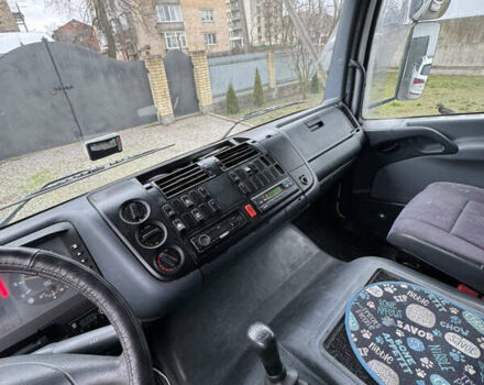 Білий Мерседес Атего, об'ємом двигуна 6.4 л та пробігом 420 тис. км за 17000 $, фото 6 на Automoto.ua