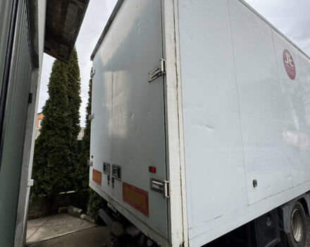 Білий Мерседес Атего, об'ємом двигуна 6.4 л та пробігом 420 тис. км за 17000 $, фото 4 на Automoto.ua