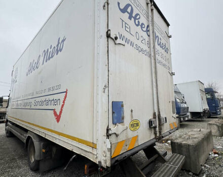 Білий Мерседес Атего, об'ємом двигуна 6.3 л та пробігом 585 тис. км за 23000 $, фото 6 на Automoto.ua