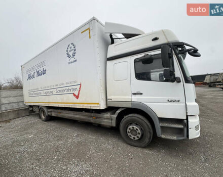 Білий Мерседес Атего, об'ємом двигуна 6.3 л та пробігом 585 тис. км за 23000 $, фото 3 на Automoto.ua