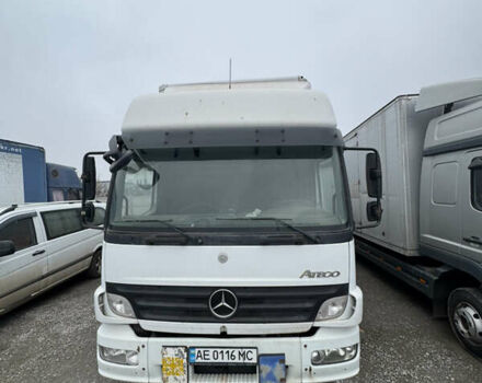 Білий Мерседес Атего, об'ємом двигуна 6.3 л та пробігом 585 тис. км за 23000 $, фото 2 на Automoto.ua