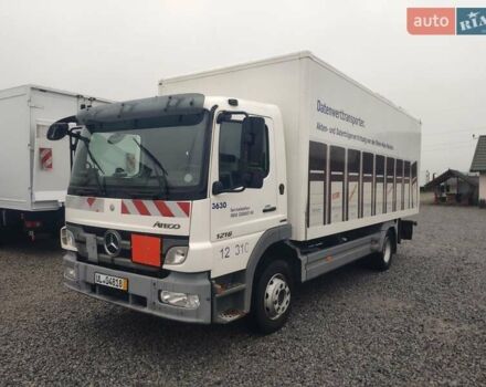 Белый Мерседес Атего, объемом двигателя 4.2 л и пробегом 243 тыс. км за 32500 $, фото 1 на Automoto.ua