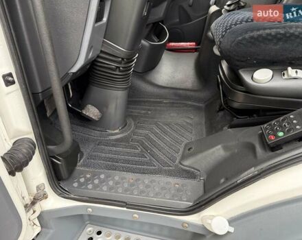 Мерседес Атего 2012 в Бучаче на Automoto.ua Белый Мерседес Атего, объемом двигателя 4.3 л и пробегом 645 тыс. км за 31950 $, фото 18 на Automoto.ua