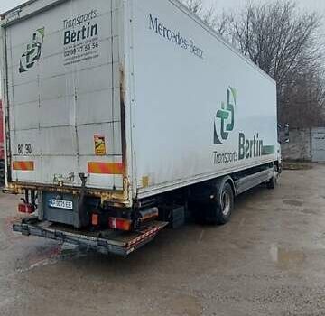 Белый Мерседес Атего, объемом двигателя 6 л и пробегом 684 тыс. км за 31000 $, фото 1 на Automoto.ua