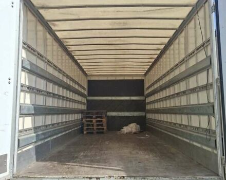 Белый Мерседес Атего, объемом двигателя 5.13 л и пробегом 260 тыс. км за 22000 $, фото 8 на Automoto.ua