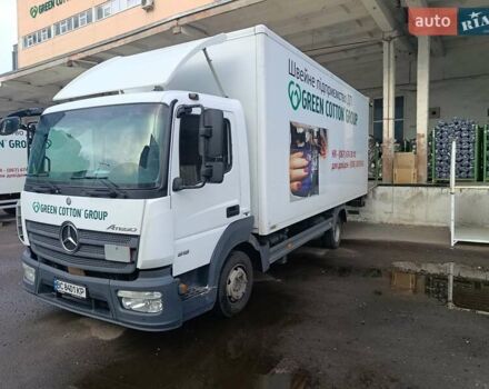 Белый Мерседес Атего, объемом двигателя 5.13 л и пробегом 320 тыс. км за 30000 $, фото 2 на Automoto.ua