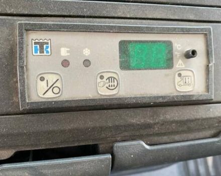 Белый Мерседес Атего, объемом двигателя 4.3 л и пробегом 600 тыс. км за 12400 $, фото 9 на Automoto.ua