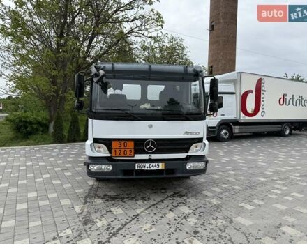 Білий Мерседес Атего, об'ємом двигуна 4.3 л та пробігом 199 тис. км за 35550 $, фото 3 на Automoto.ua