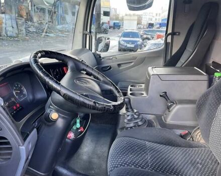 Білий Мерседес Атего, об'ємом двигуна 4.25 л та пробігом 326 тис. км за 21000 $, фото 5 на Automoto.ua