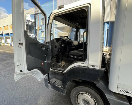 Белый Мерседес Атего, объемом двигателя 5.13 л и пробегом 516 тыс. км за 37000 $, фото 10 на Automoto.ua