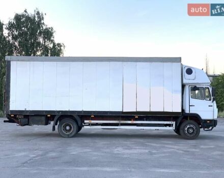 Белый Мерседес Атего, объемом двигателя 5.96 л и пробегом 250 тыс. км за 9300 $, фото 1 на Automoto.ua