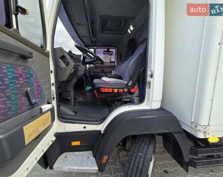 Білий Мерседес Атего, об'ємом двигуна 4.3 л та пробігом 600 тис. км за 10000 $, фото 4 на Automoto.ua