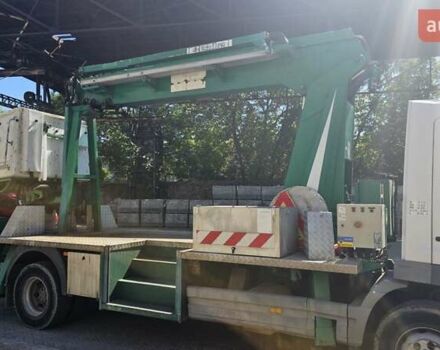 Белый Мерседес Атего, объемом двигателя 6.37 л и пробегом 207 тыс. км за 32500 $, фото 2 на Automoto.ua