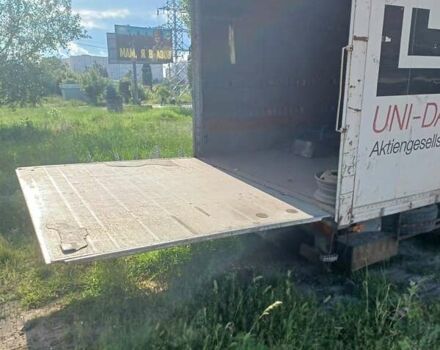 Белый Мерседес Атего, объемом двигателя 4.2 л и пробегом 505 тыс. км за 11000 $, фото 11 на Automoto.ua