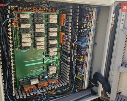 Белый Мерседес Атего, объемом двигателя 6.37 л и пробегом 207 тыс. км за 32500 $, фото 3 на Automoto.ua