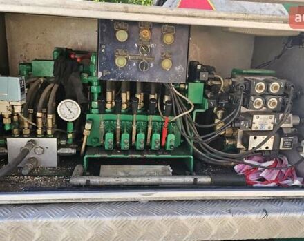 Белый Мерседес Атего, объемом двигателя 6.37 л и пробегом 207 тыс. км за 32500 $, фото 4 на Automoto.ua