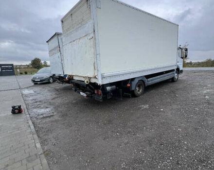 Білий Мерседес Атего, об'ємом двигуна 4.25 л та пробігом 700 тис. км за 12500 $, фото 3 на Automoto.ua