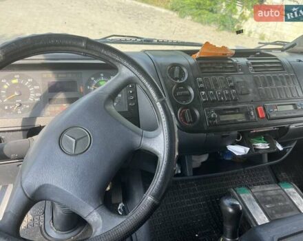 Белый Мерседес Атего, объемом двигателя 4.25 л и пробегом 708 тыс. км за 14000 $, фото 2 на Automoto.ua