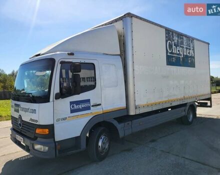 Белый Мерседес Атего, объемом двигателя 4.25 л и пробегом 601 тыс. км за 10300 $, фото 2 на Automoto.ua