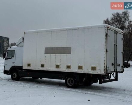Белый Мерседес Атего, объемом двигателя 4.2 л и пробегом 842 тыс. км за 9990 $, фото 6 на Automoto.ua