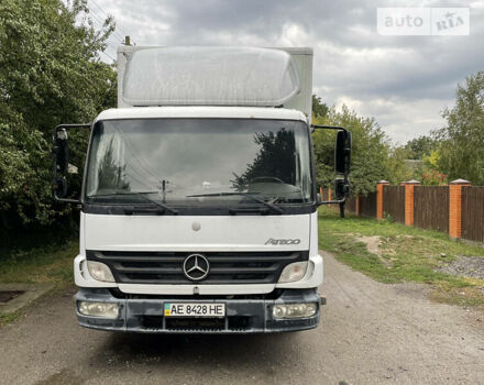 Білий Мерседес Атего, об'ємом двигуна 4.2 л та пробігом 580 тис. км за 19500 $, фото 1 на Automoto.ua