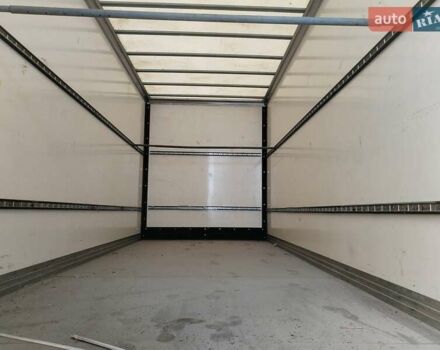 Білий Мерседес Атего, об'ємом двигуна 4.8 л та пробігом 900 тис. км за 27837 $, фото 8 на Automoto.ua