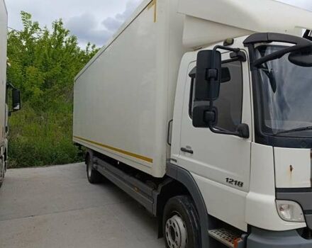 Белый Мерседес Атего, объемом двигателя 4.6 л и пробегом 550 тыс. км за 30000 $, фото 1 на Automoto.ua