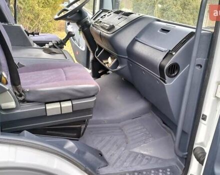 Белый Мерседес Атего, объемом двигателя 4.25 л и пробегом 561 тыс. км за 17200 $, фото 12 на Automoto.ua