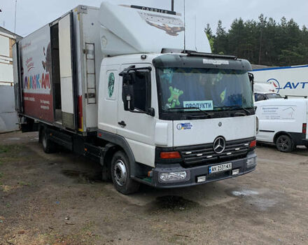 Белый Мерседес Атего, объемом двигателя 4.3 л и пробегом 682 тыс. км за 16500 $, фото 1 на Automoto.ua