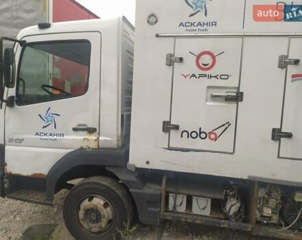 Мерседес Атего 1999 в Киеве на Automoto.ua Белый Мерседес Атего, объемом двигателя 4.25 л и пробегом 670 тыс. км за 7500 $, фото 2 на Automoto.ua