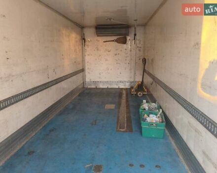 Белый Мерседес Атего, объемом двигателя 6.4 л и пробегом 1000 тыс. км за 22000 $, фото 23 на Automoto.ua