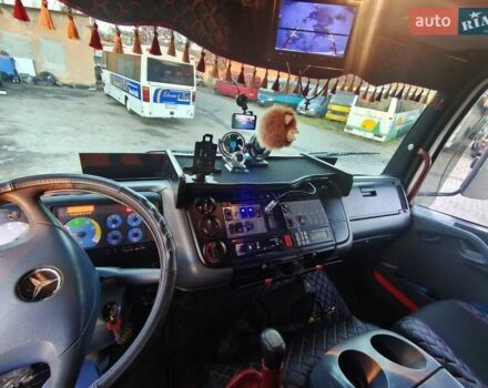 Белый Мерседес Атего, объемом двигателя 6.4 л и пробегом 1000 тыс. км за 22000 $, фото 11 на Automoto.ua