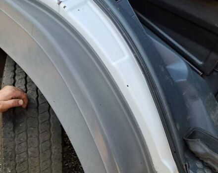 Мерседес Атего 2000 в Запорожье на Automoto.ua Белый Мерседес Атего, объемом двигателя 4.6 л и пробегом 450 тыс. км за 16300 $, фото 14 на Automoto.ua