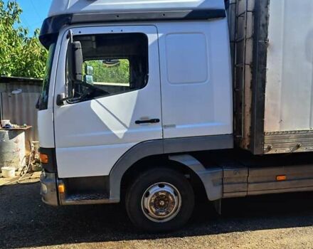 Мерседес Атего 2000 в Запорожье на Automoto.ua Белый Мерседес Атего, объемом двигателя 4.6 л и пробегом 450 тыс. км за 16300 $, фото 7 на Automoto.ua