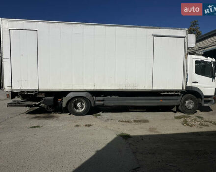 Білий Мерседес Атего, об'ємом двигуна 6 л та пробігом 8 тис. км за 13000 $, фото 6 на Automoto.ua