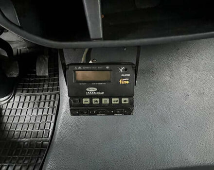 Белый Мерседес Атего, объемом двигателя 4.25 л и пробегом 417 тыс. км за 13500 $, фото 12 на Automoto.ua