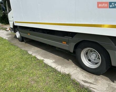 Білий Мерседес Атего, об'ємом двигуна 4.2 л та пробігом 750 тис. км за 21500 $, фото 3 на Automoto.ua